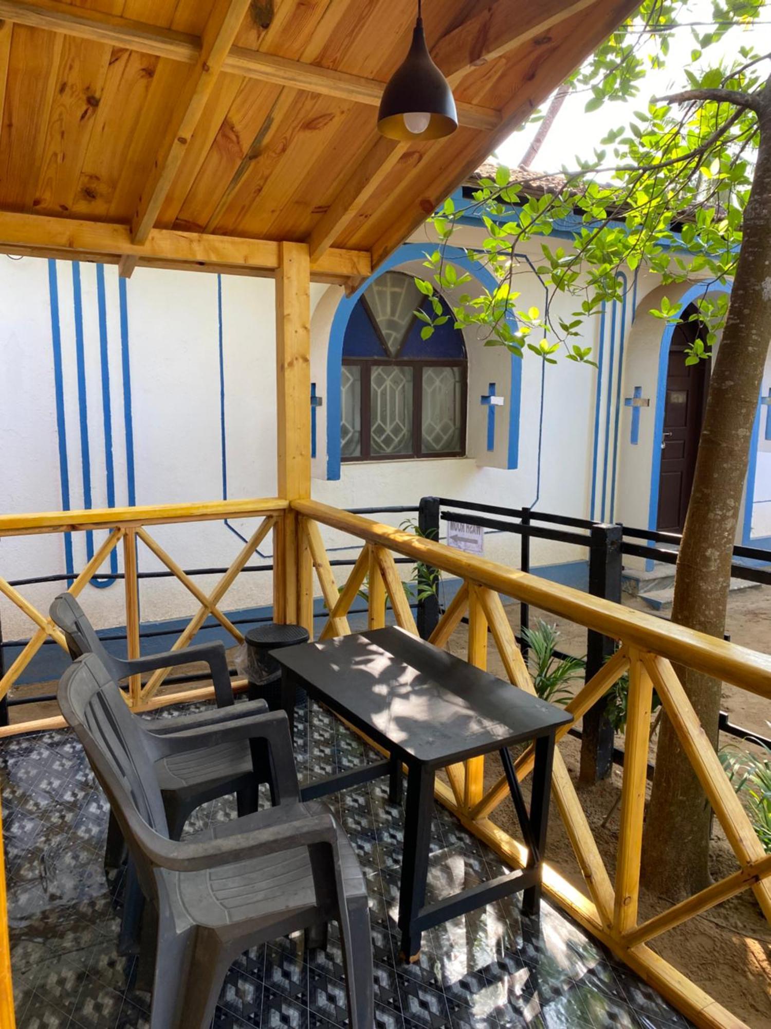 Chill Out Jasmine Restaurant Bar Rooms Palolem Exterior photo