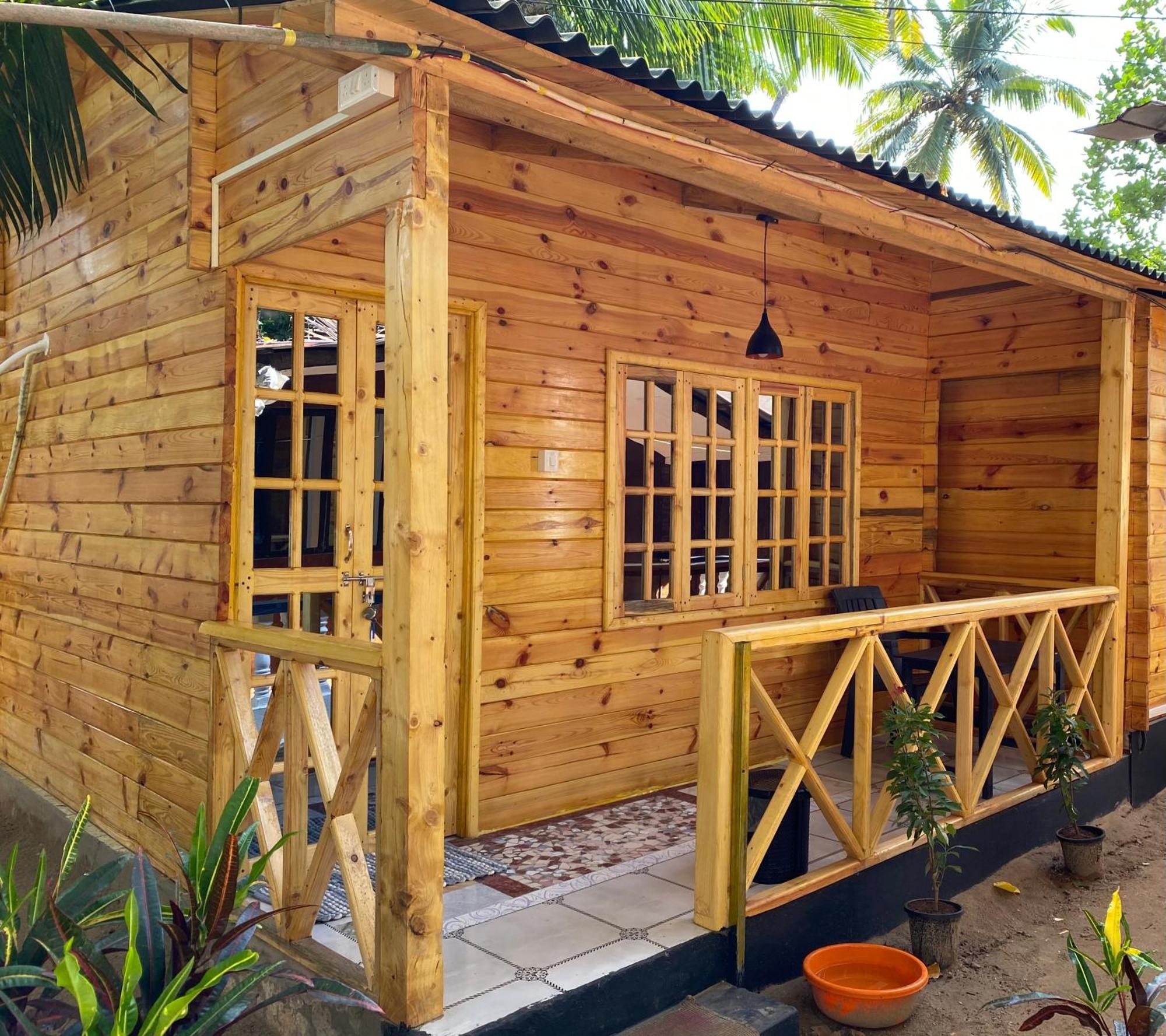 Chill Out Jasmine Restaurant Bar Rooms Palolem Exterior photo